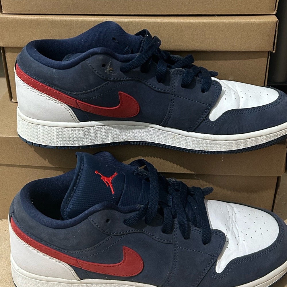 Nike Jordan Low.